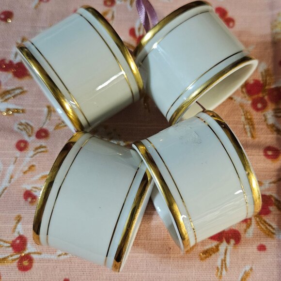 Fitz & Floyd Palais Buff Napkin Ring (4 available) - Picture 1 of 10